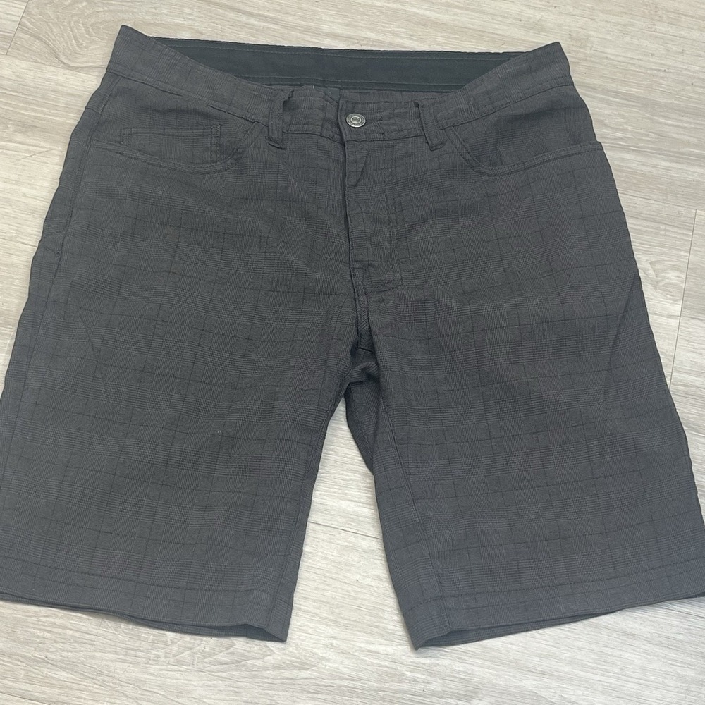 Prana Brown Men's Stretch Hiking Outdoor Camping Shorts Sz 32x9 Polyester Blend